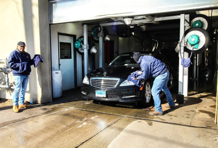 Give Your Vehicle the Care It Deserves at Our Full Service Car Wash